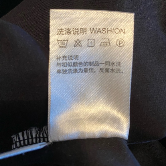 🎀 Black oversized crop top lips Medium OTG brand - Picture 5 of 5